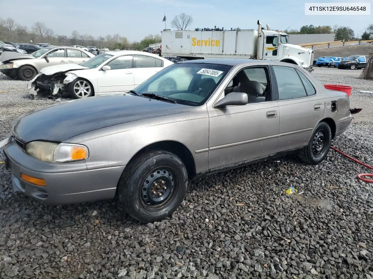 1995 Toyota Camry Le VIN: 4T1SK12E9SU646548 Lot: 50547085