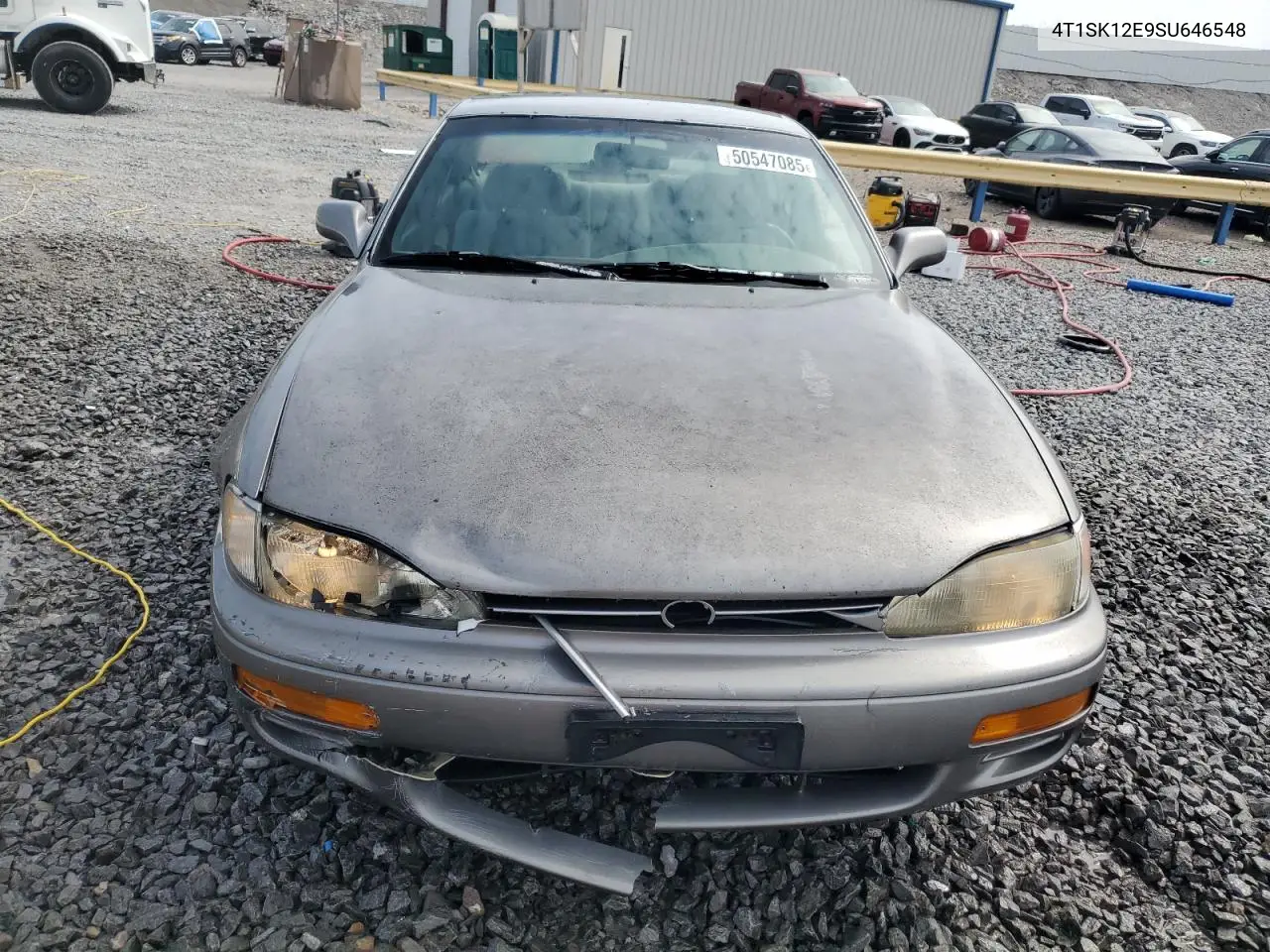 1995 Toyota Camry Le VIN: 4T1SK12E9SU646548 Lot: 50547085