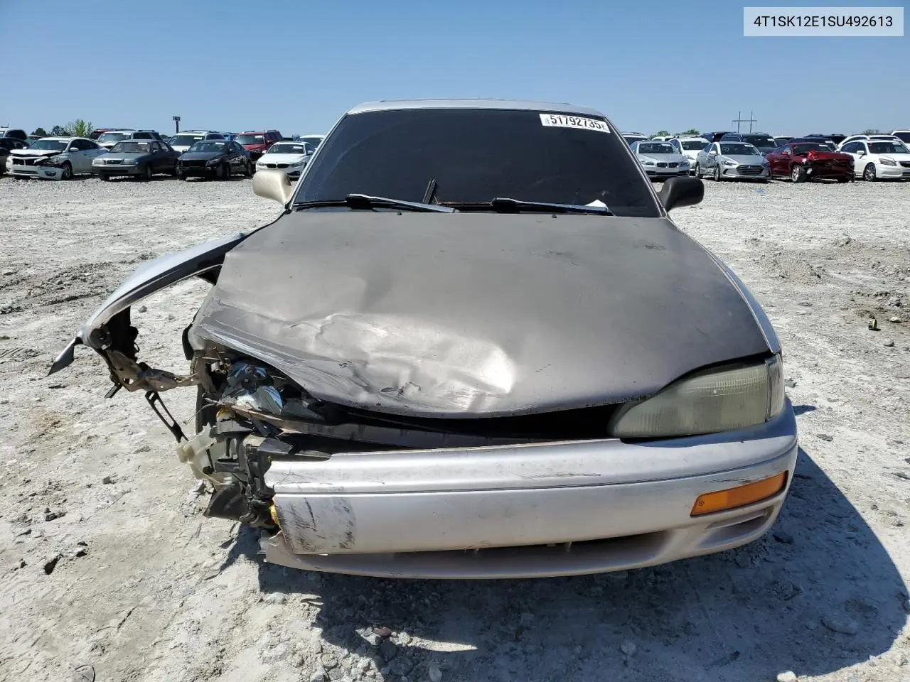 1995 Toyota Camry Le VIN: 4T1SK12E1SU492613 Lot: 51792735