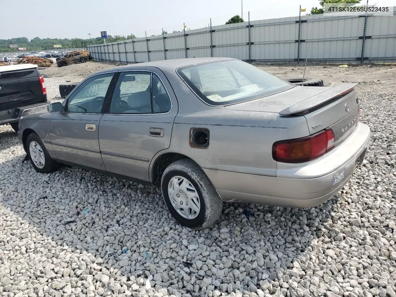 1995 Toyota Camry Le VIN: 4T1SK12E6SU523435 Lot: 59320275