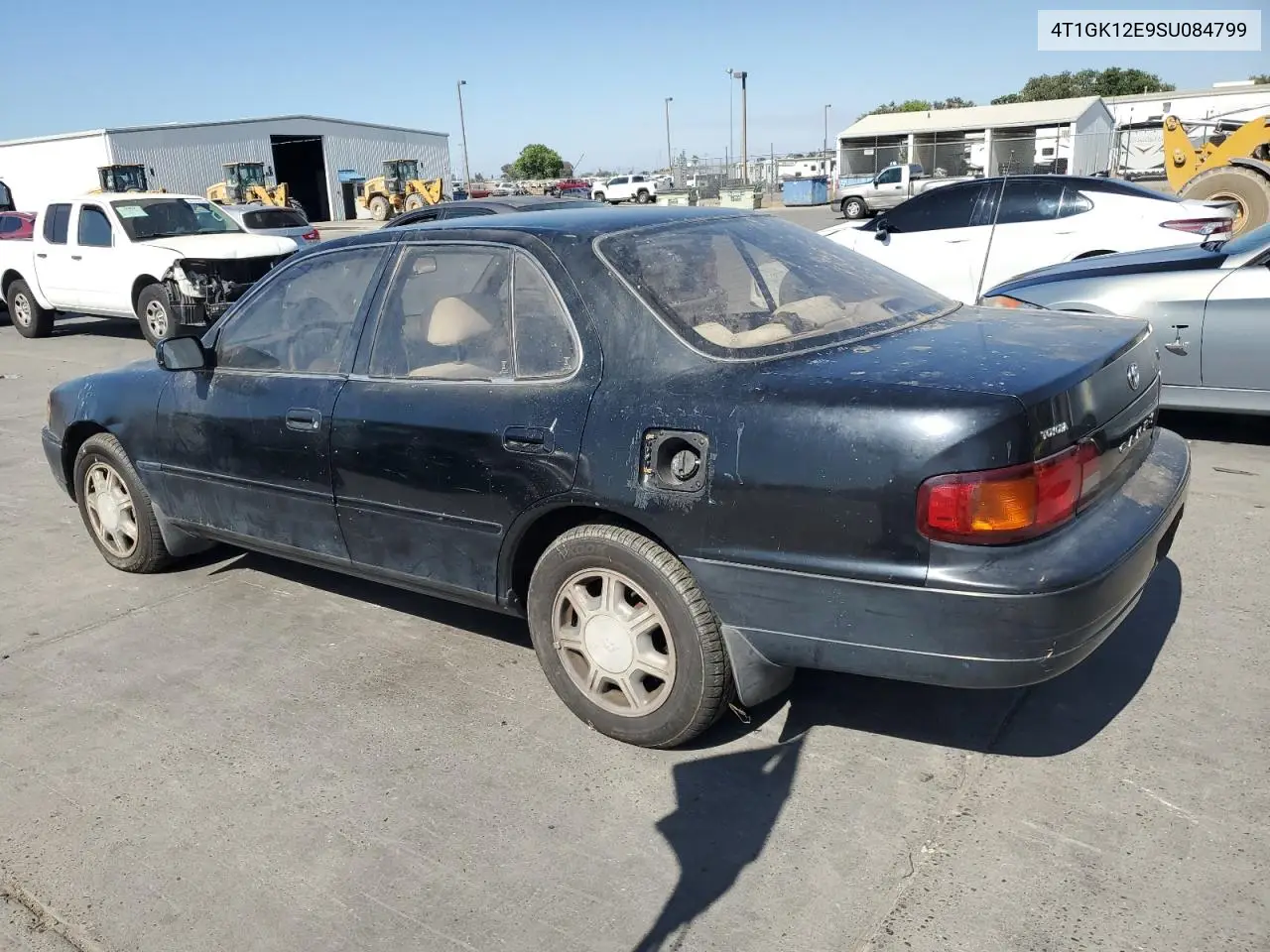 1995 Toyota Camry Le VIN: 4T1GK12E9SU084799 Lot: 61012455