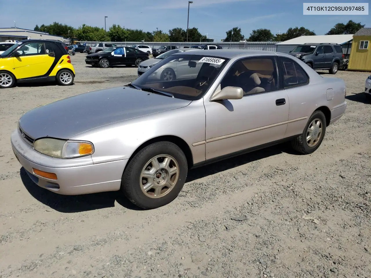 1995 Toyota Camry Le VIN: 4T1GK12C9SU097485 Lot: 61669585