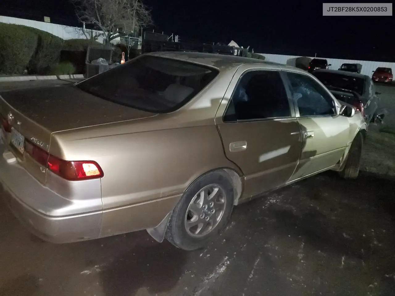 1999 Toyota Camry Le VIN: JT2BF28K5X0200853 Lot: 50666075