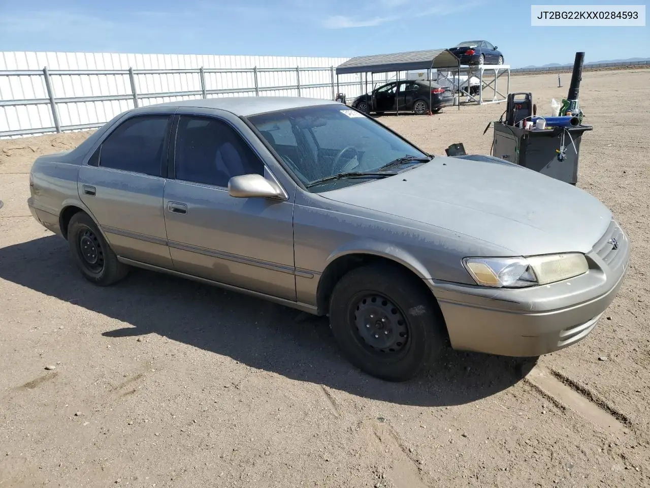 1999 Toyota Camry Le VIN: JT2BG22KXX0284593 Lot: 54061685