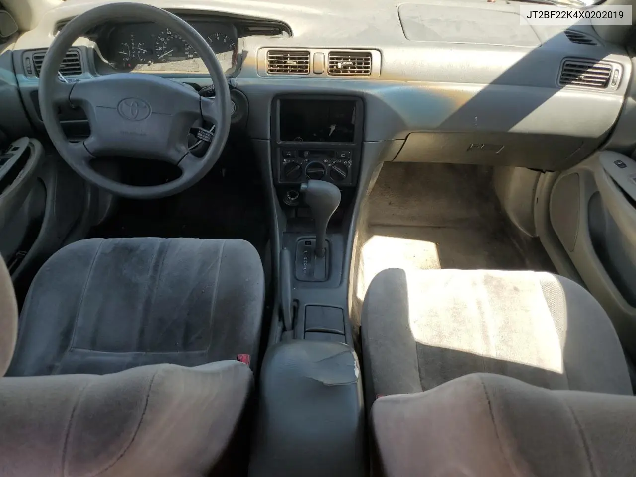 1999 Toyota Camry Le VIN: JT2BF22K4X0202019 Lot: 56104335
