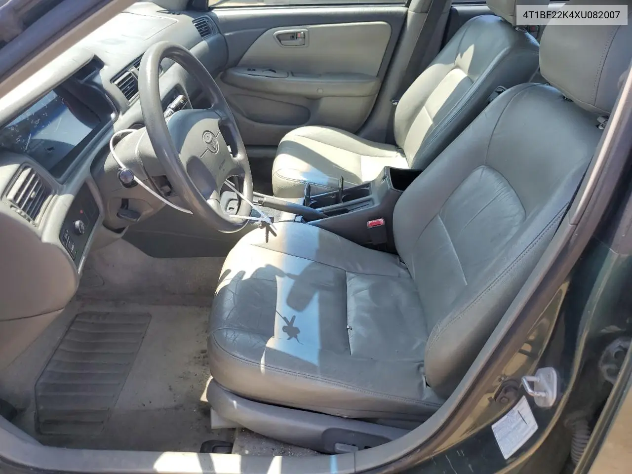 1999 Toyota Camry Le VIN: 4T1BF22K4XU082007 Lot: 59280035