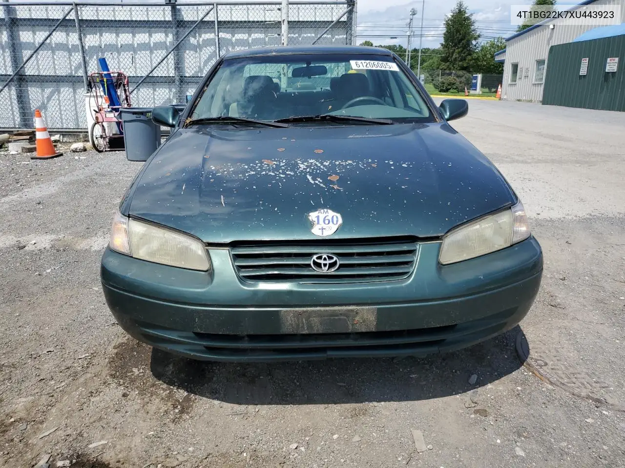 1999 Toyota Camry Ce VIN: 4T1BG22K7XU443923 Lot: 61206005