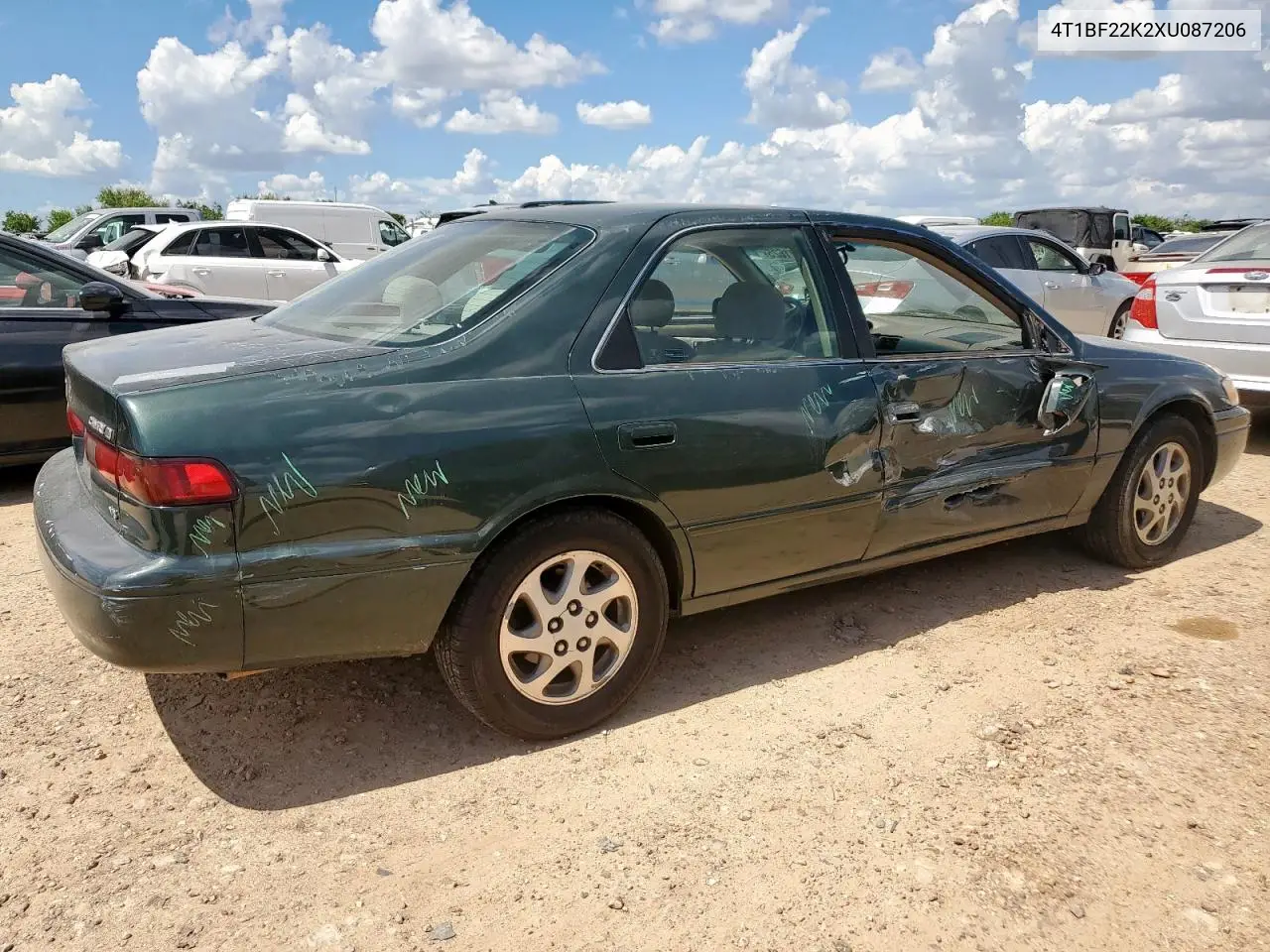 1999 Toyota Camry Le VIN: 4T1BF22K2XU087206 Lot: 62411625