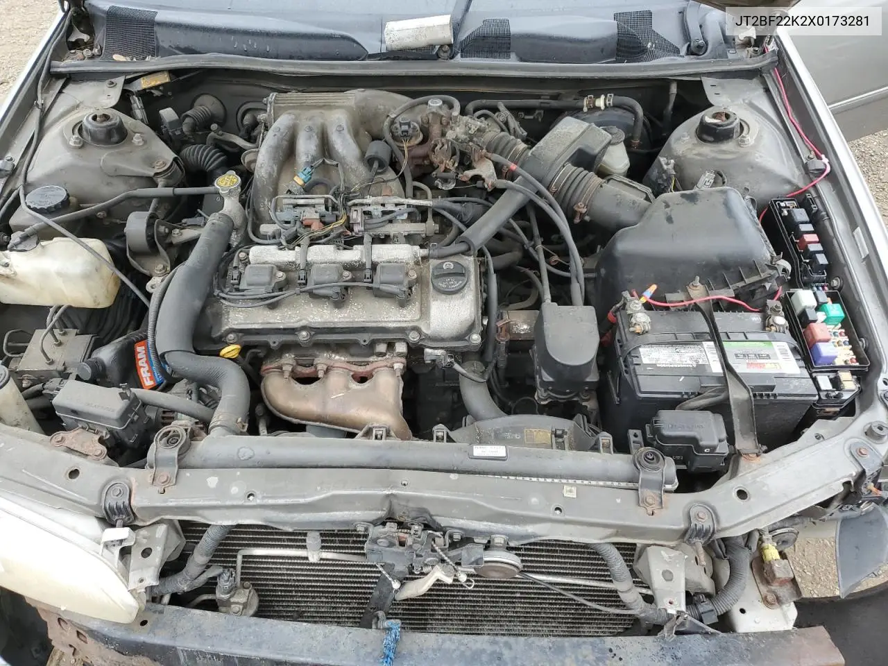 1999 Toyota Camry Le VIN: JT2BF22K2X0173281 Lot: 62668805