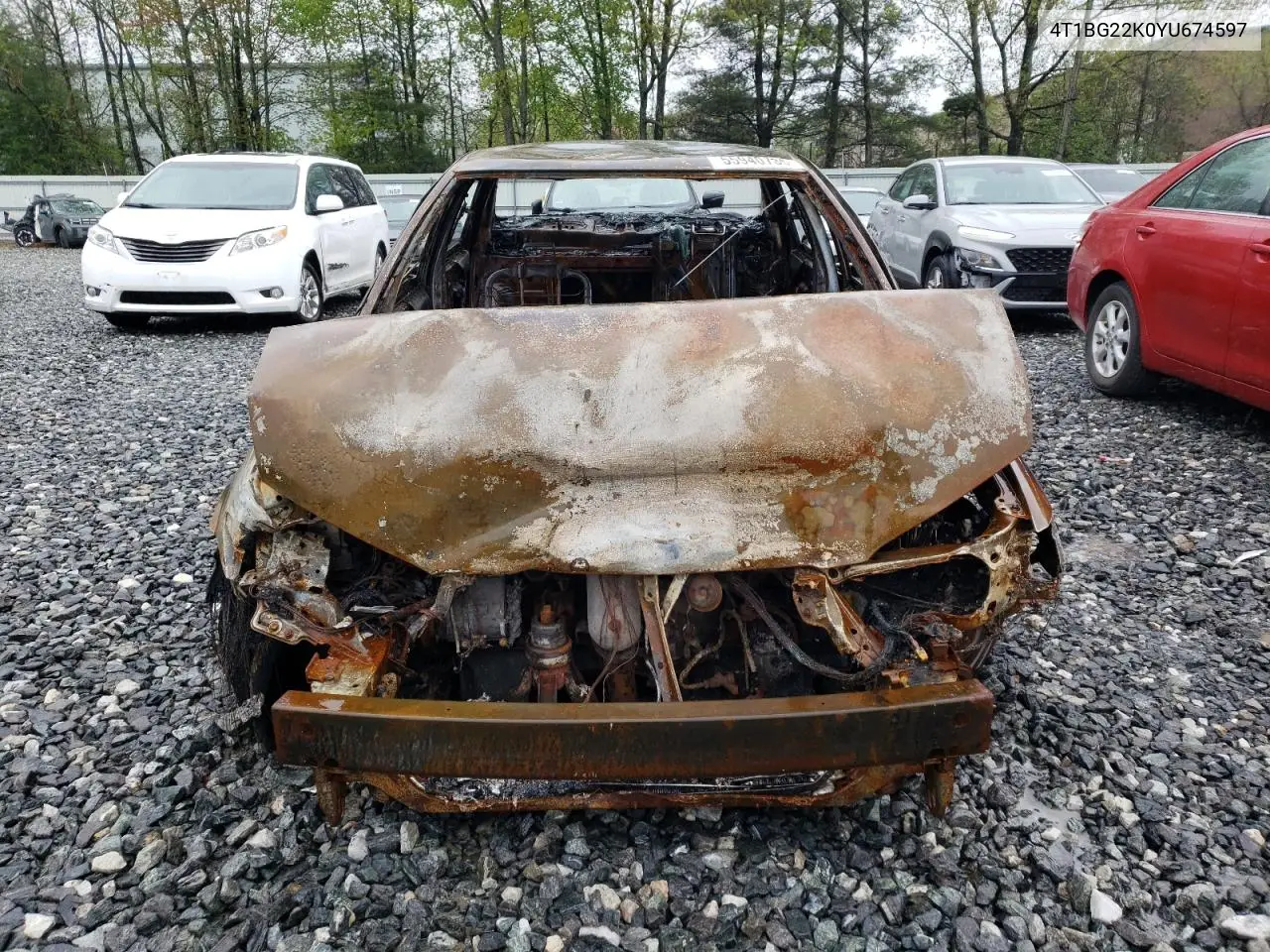 2000 Toyota Camry Ce VIN: 4T1BG22K0YU674597 Lot: 55940735