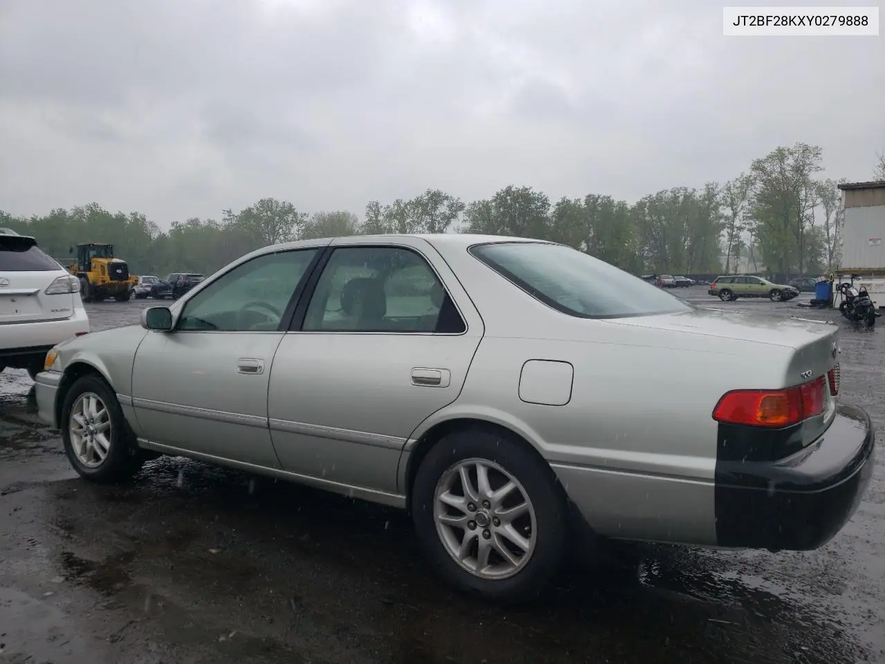 2000 Toyota Camry Le VIN: JT2BF28KXY0279888 Lot: 56391935