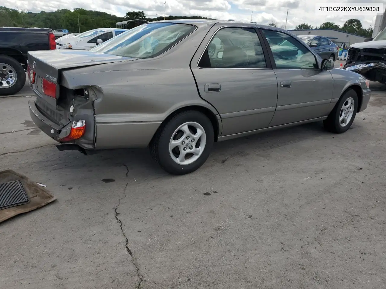 2000 Toyota Camry Ce VIN: 4T1BG22KXYU639808 Lot: 56606985
