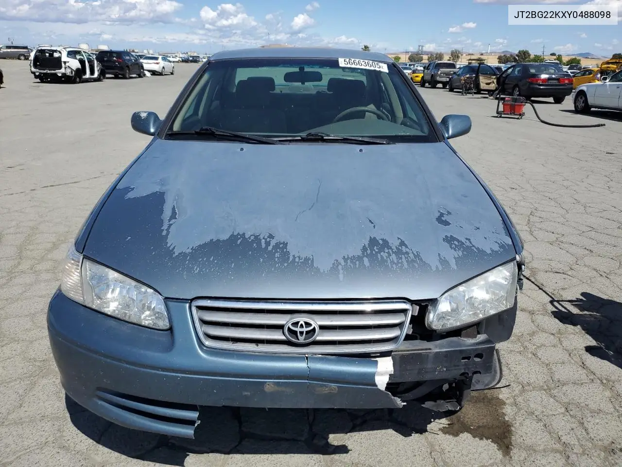 2000 Toyota Camry Ce VIN: JT2BG22KXY0488098 Lot: 56663605