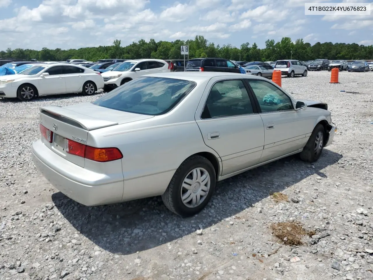 2000 Toyota Camry Ce VIN: 4T1BG22K4YU676823 Lot: 56666515