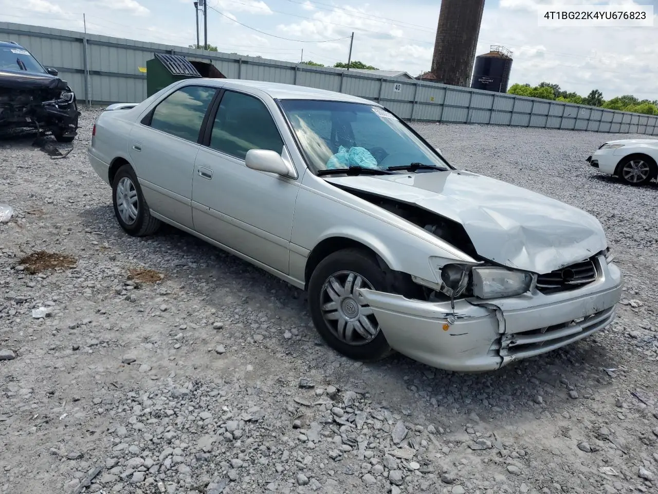 2000 Toyota Camry Ce VIN: 4T1BG22K4YU676823 Lot: 56666515