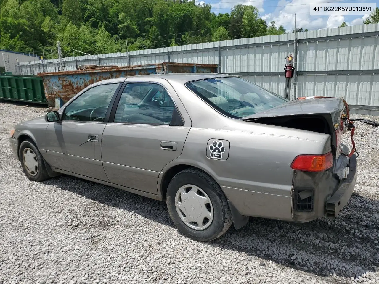 2000 Toyota Camry Ce VIN: 4T1BG22K5YU013891 Lot: 56693255