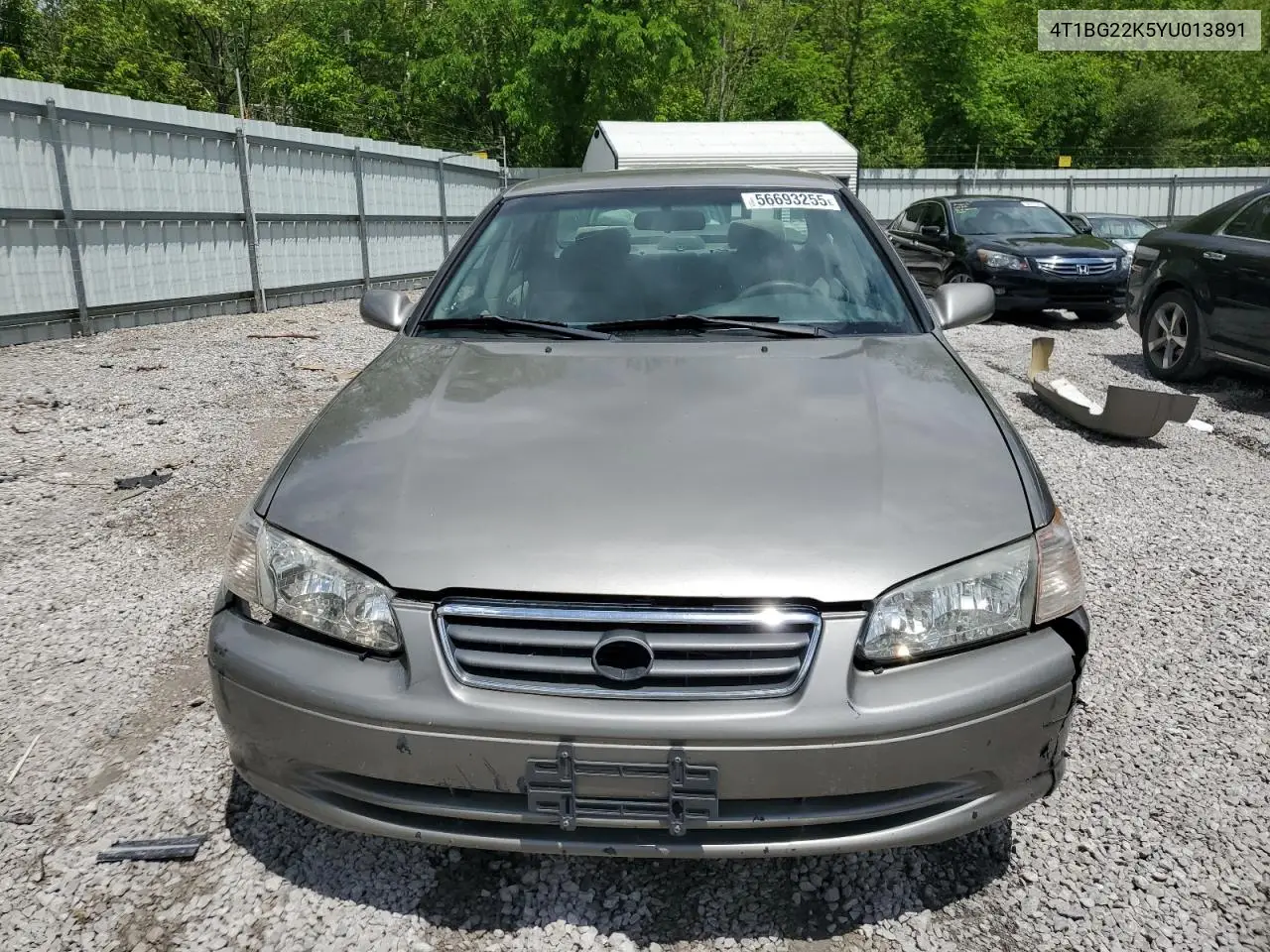 2000 Toyota Camry Ce VIN: 4T1BG22K5YU013891 Lot: 56693255