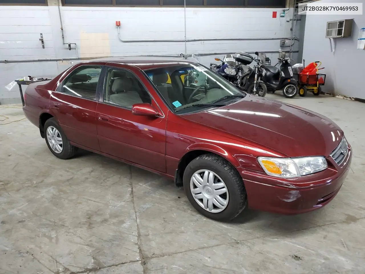 2000 Toyota Camry Le VIN: JT2BG28K7Y0469953 Lot: 57017585