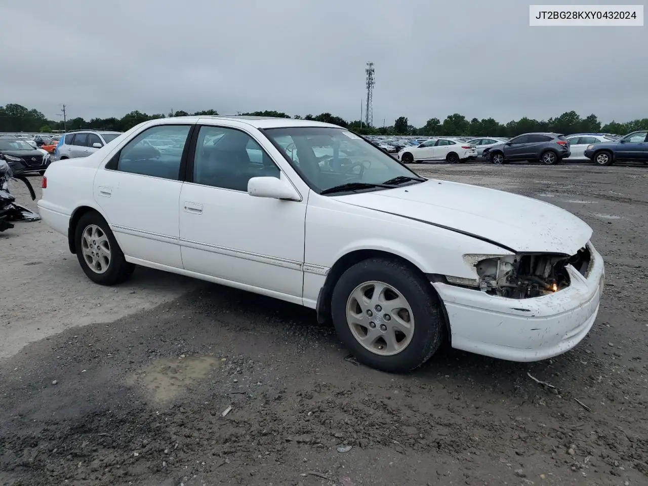 2000 Toyota Camry Le VIN: JT2BG28KXY0432024 Lot: 57057905