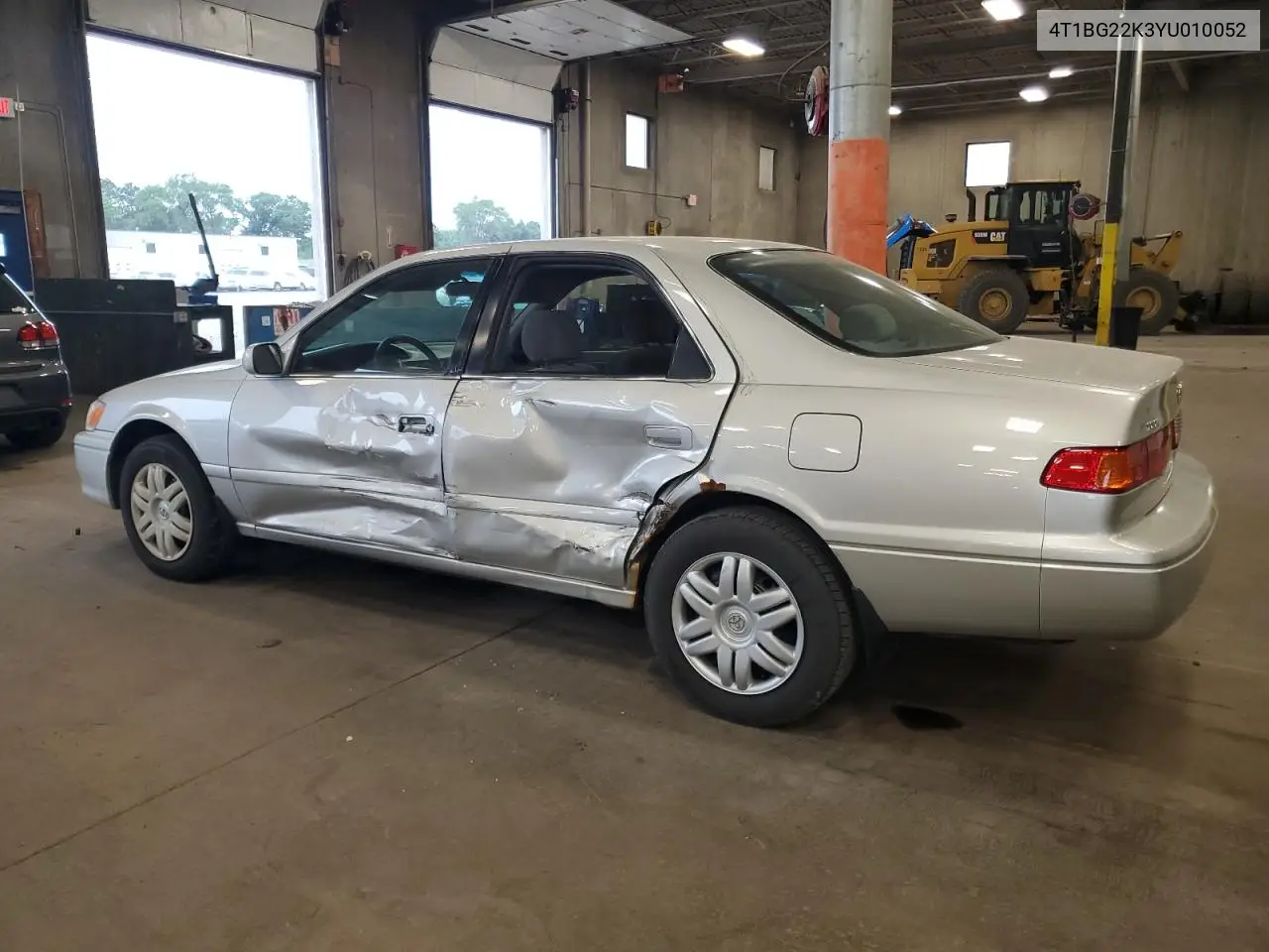 2000 Toyota Camry Ce VIN: 4T1BG22K3YU010052 Lot: 62152885