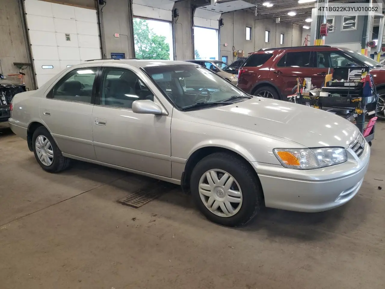 2000 Toyota Camry Ce VIN: 4T1BG22K3YU010052 Lot: 62152885