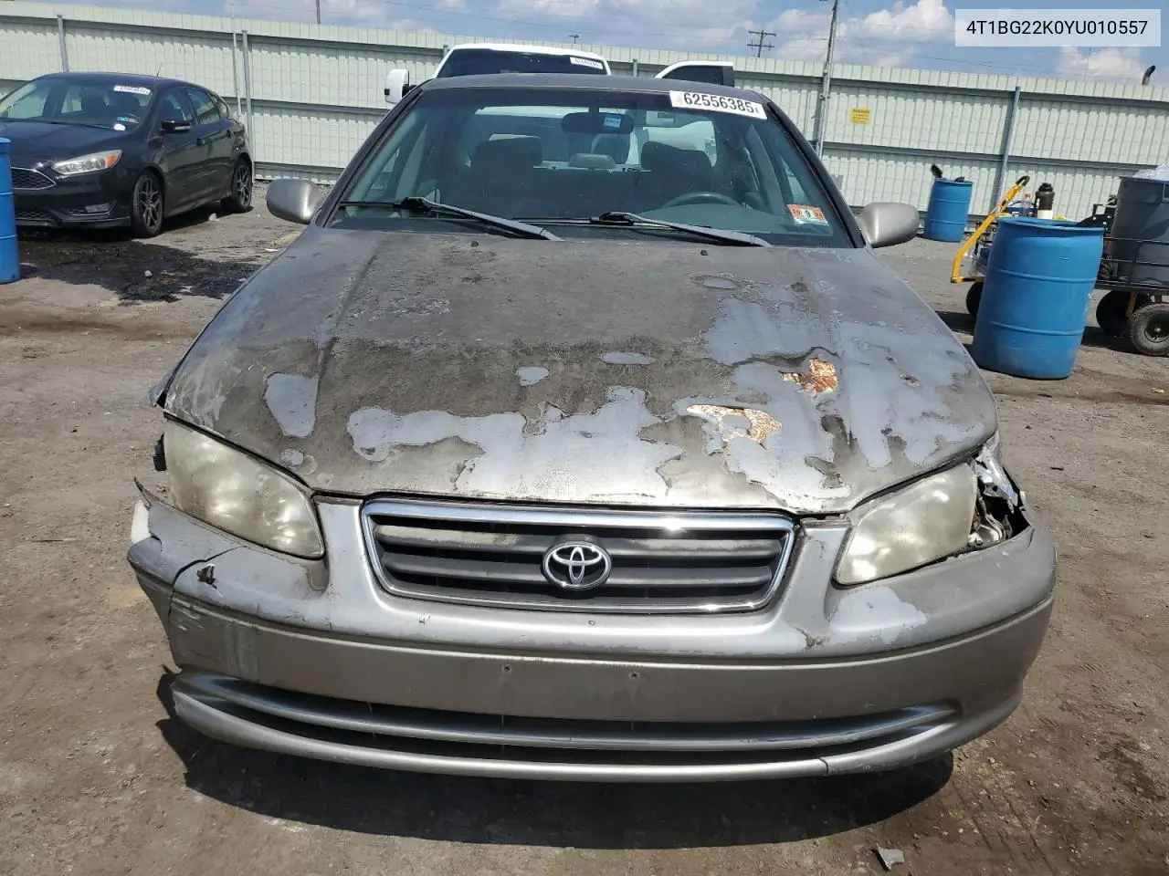 2000 Toyota Camry Ce VIN: 4T1BG22K0YU010557 Lot: 62556385