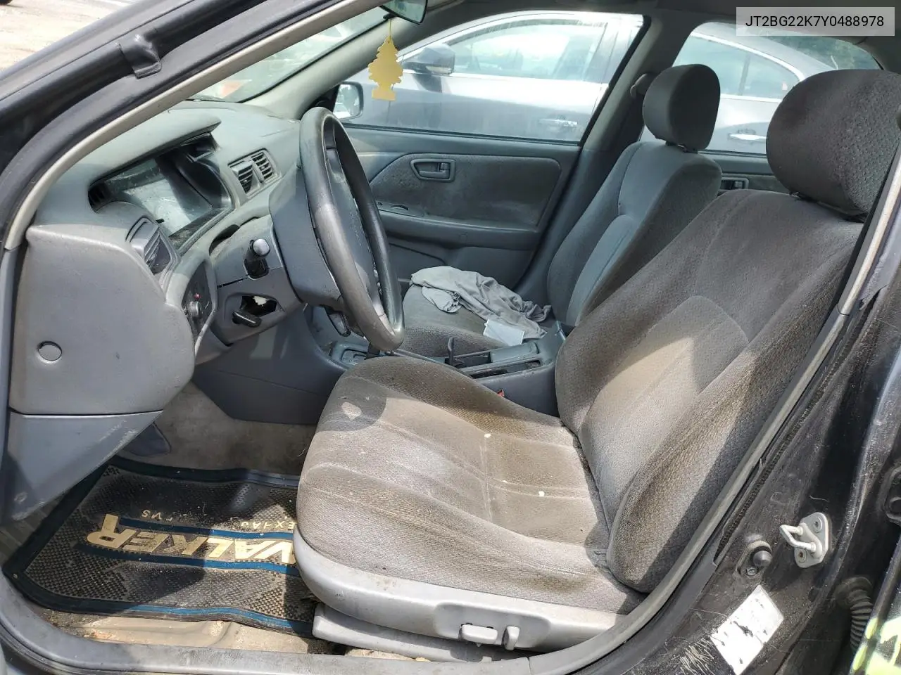 2000 Toyota Camry Ce VIN: JT2BG22K7Y0488978 Lot: 62672485