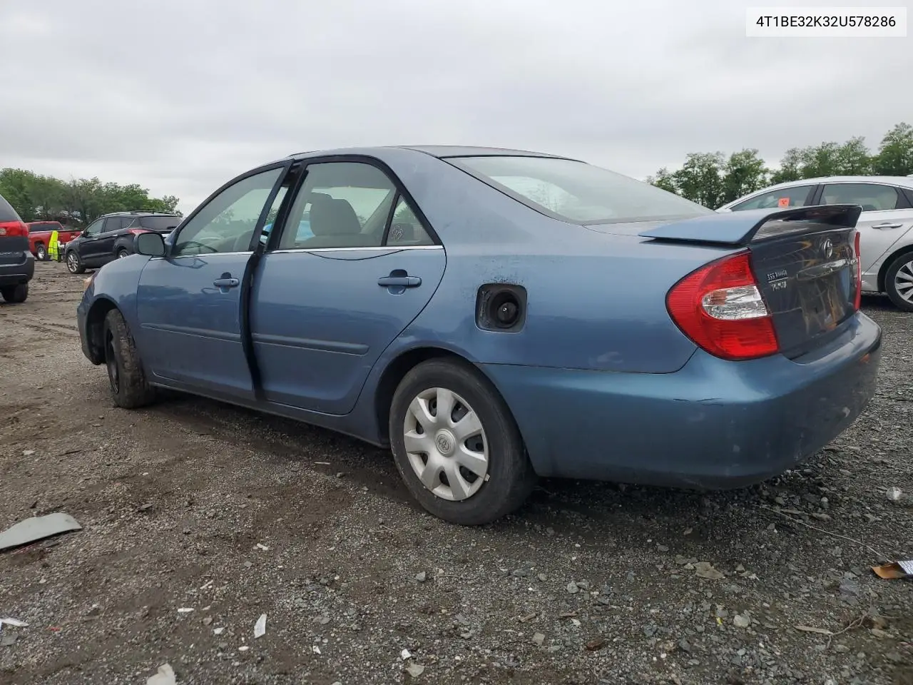 2002 Toyota Camry Le VIN: 4T1BE32K32U578286 Lot: 57104045