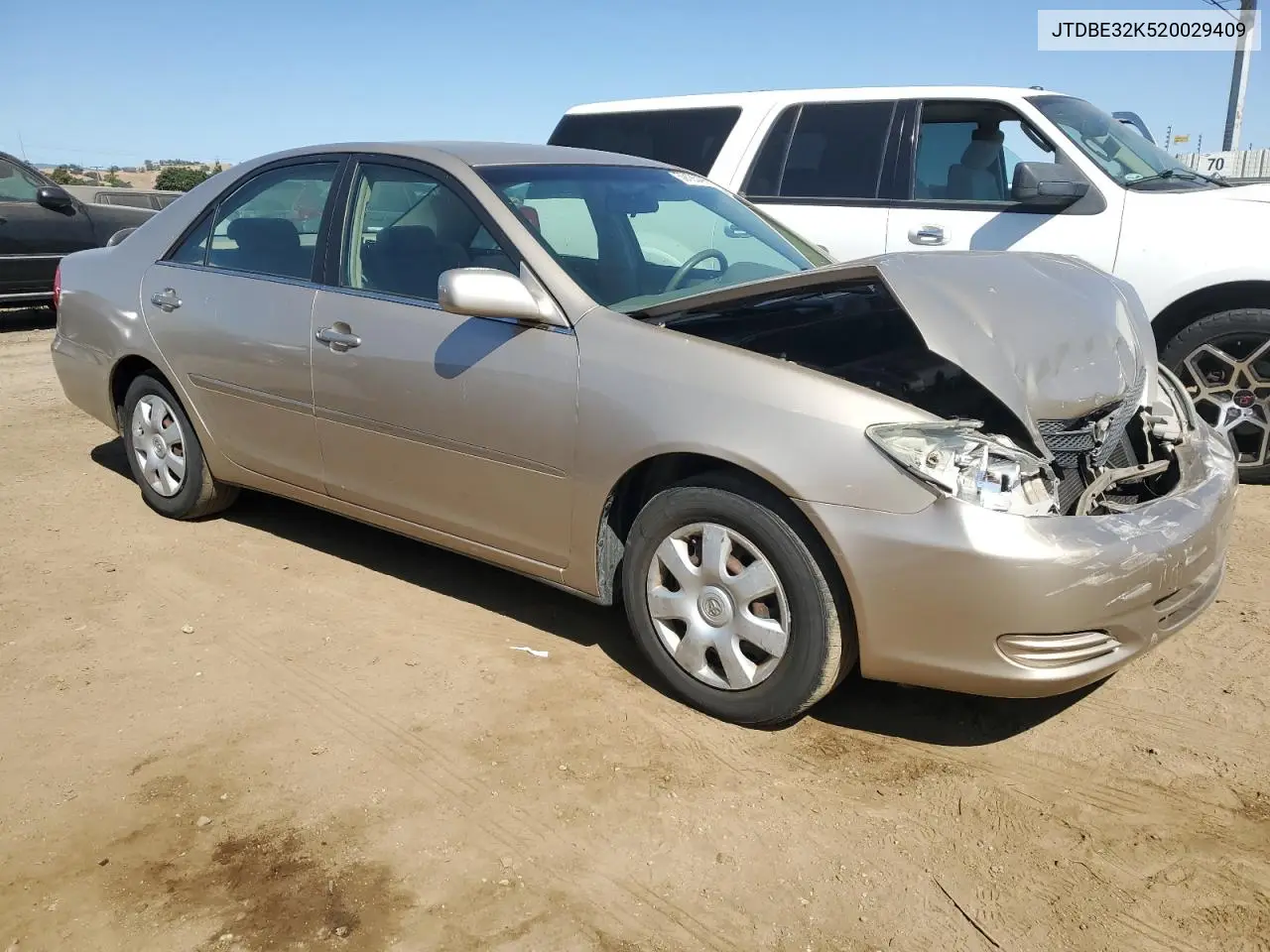 2002 Toyota Camry Le VIN: JTDBE32K520029409 Lot: 59185495