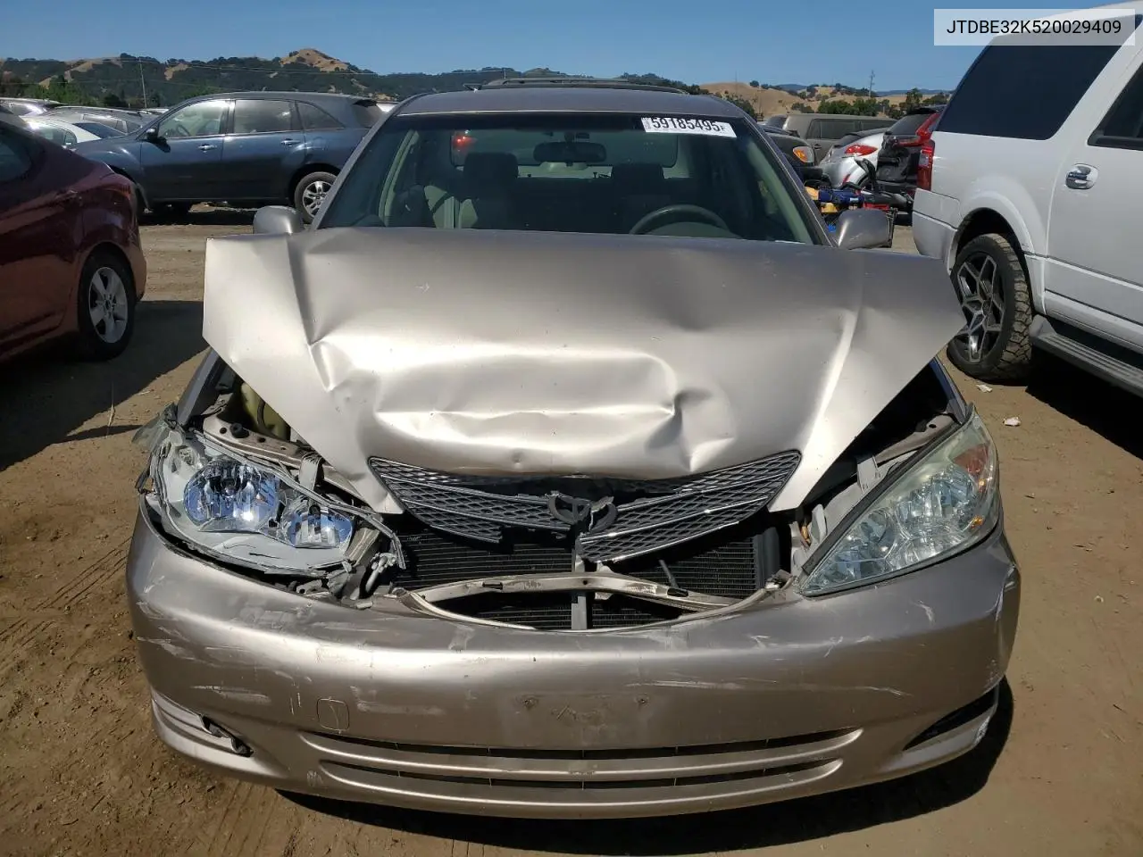 2002 Toyota Camry Le VIN: JTDBE32K520029409 Lot: 59185495