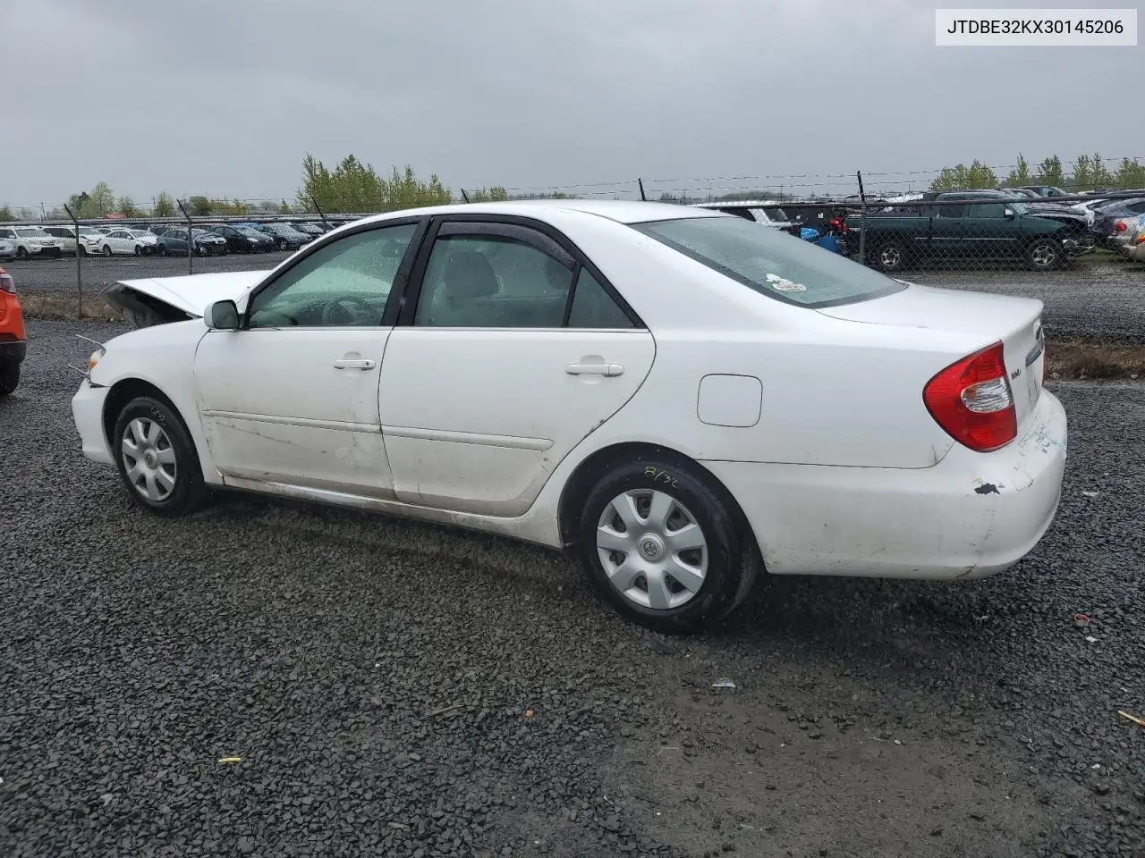 2003 Toyota Camry Le VIN: JTDBE32KX30145206 Lot: 52165395