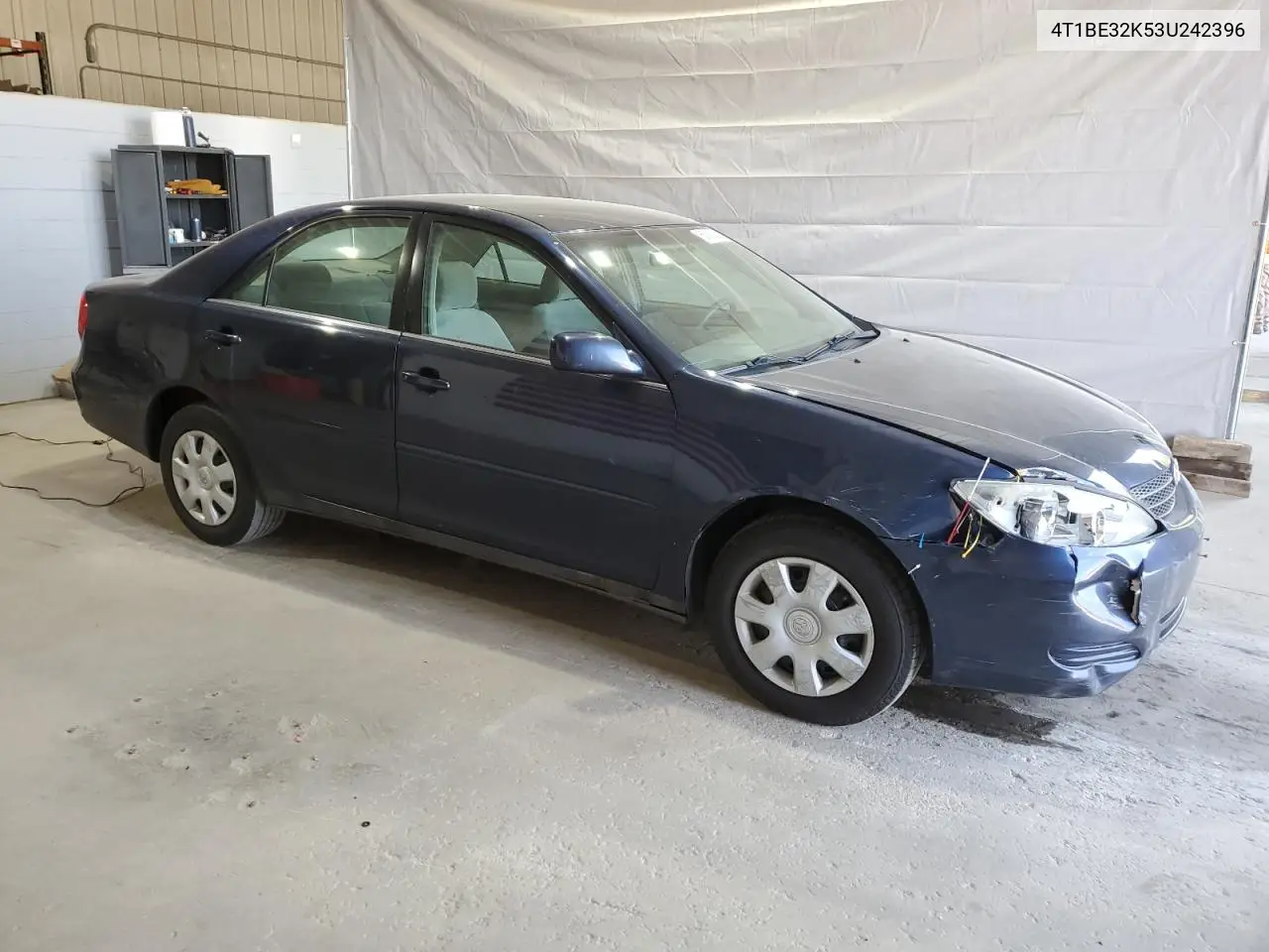 2003 Toyota Camry Le VIN: 4T1BE32K53U242396 Lot: 56930225