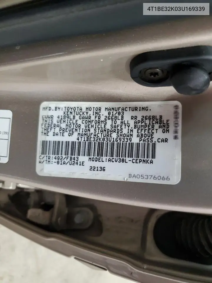2003 Toyota Camry Le VIN: 4T1BE32K03U169339 Lot: 62557525