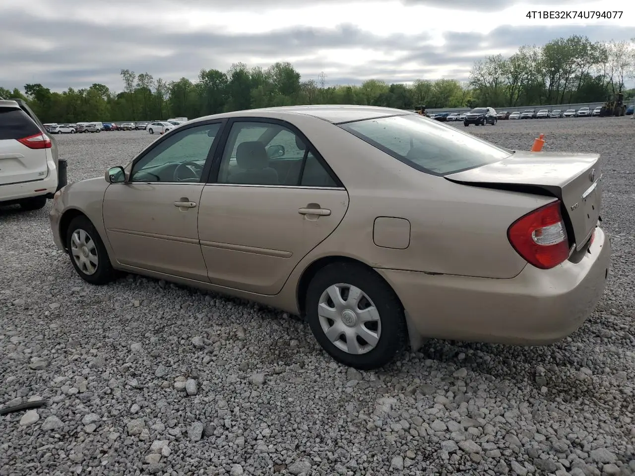 2004 Toyota Camry Le VIN: 4T1BE32K74U794077 Lot: 55797585