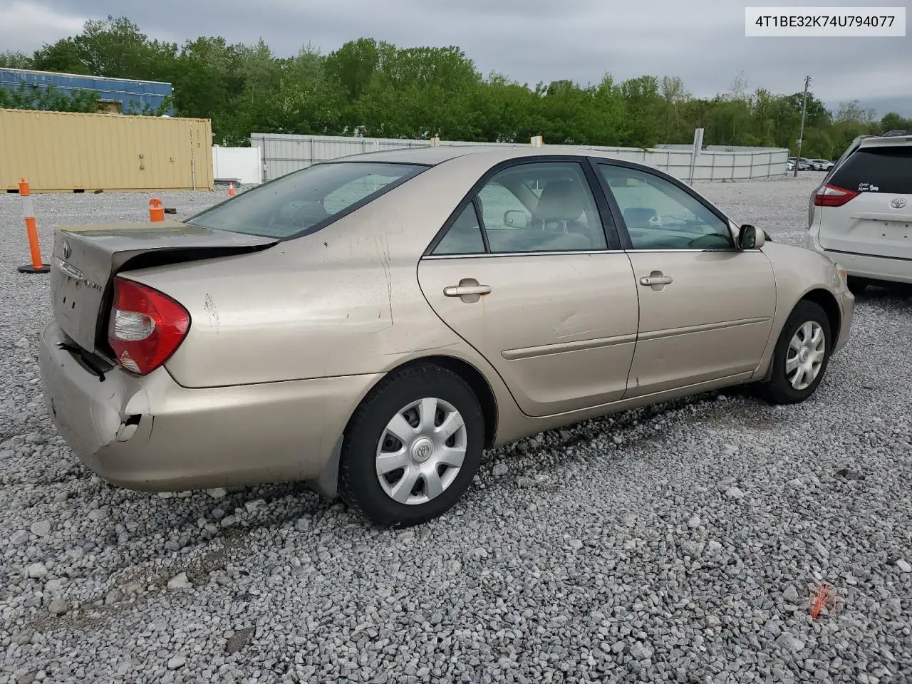 2004 Toyota Camry Le VIN: 4T1BE32K74U794077 Lot: 55797585