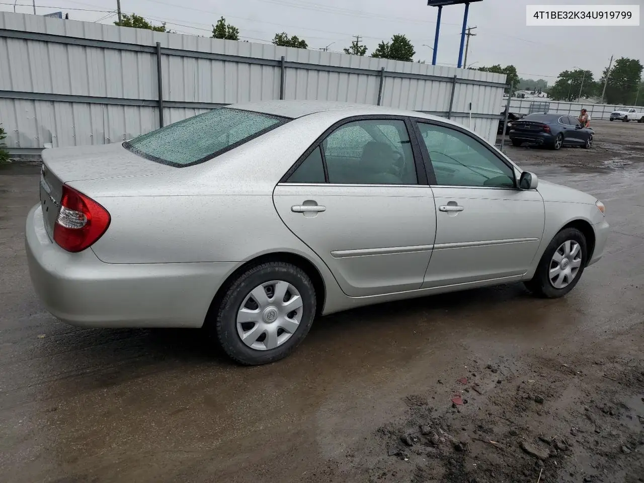 2004 Toyota Camry Le VIN: 4T1BE32K34U919799 Lot: 56546535