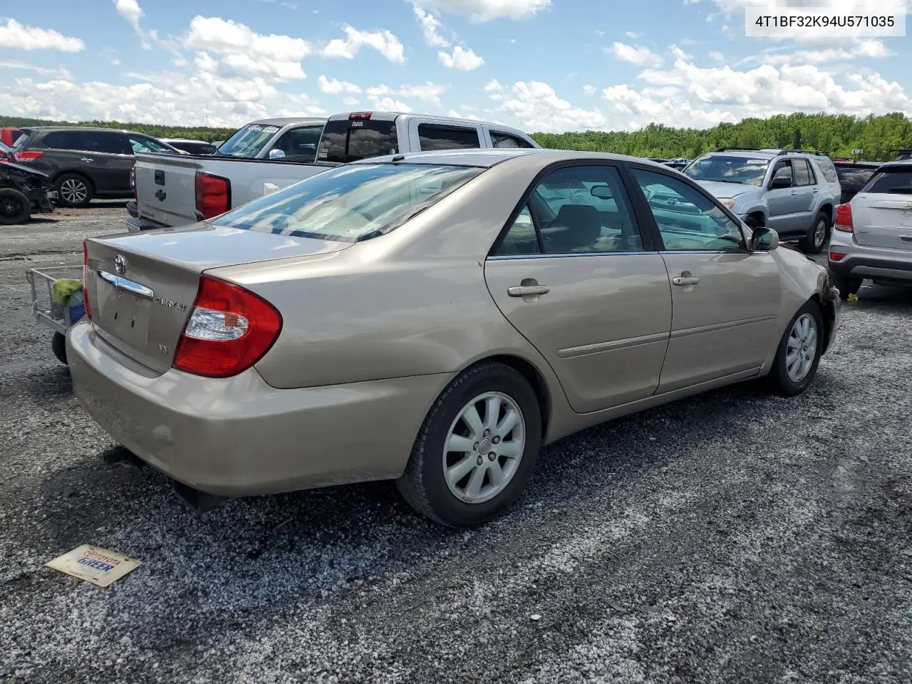 2004 Toyota Camry Le VIN: 4T1BF32K94U571035 Lot: 56749935