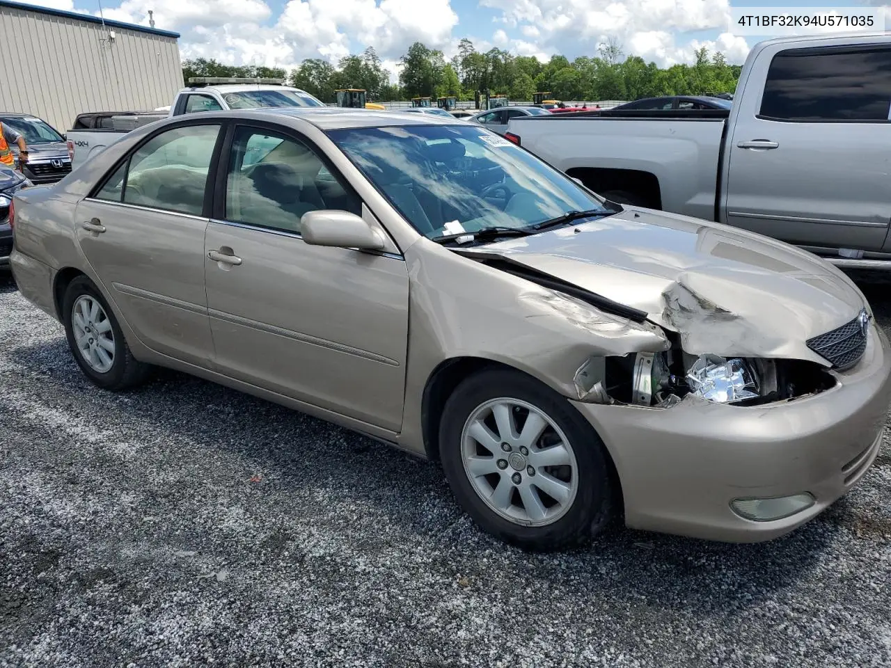 2004 Toyota Camry Le VIN: 4T1BF32K94U571035 Lot: 56749935