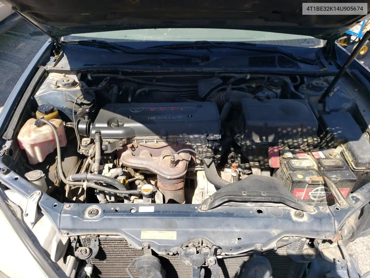 4t1be32k14u905674 4T1BE32K14U905674 2004 Toyota Camry Le