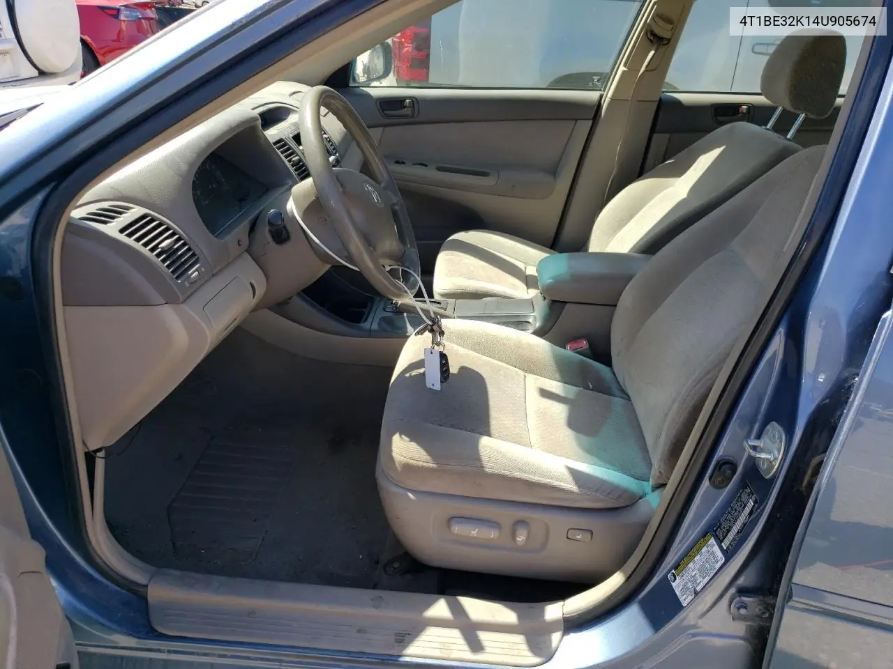 4t1be32k14u905674 4T1BE32K14U905674 2004 Toyota Camry Le