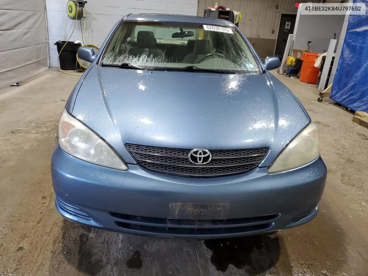 2004 Toyota Camry Le VIN: 4T1BE32K84U797652 Lot: 62638125