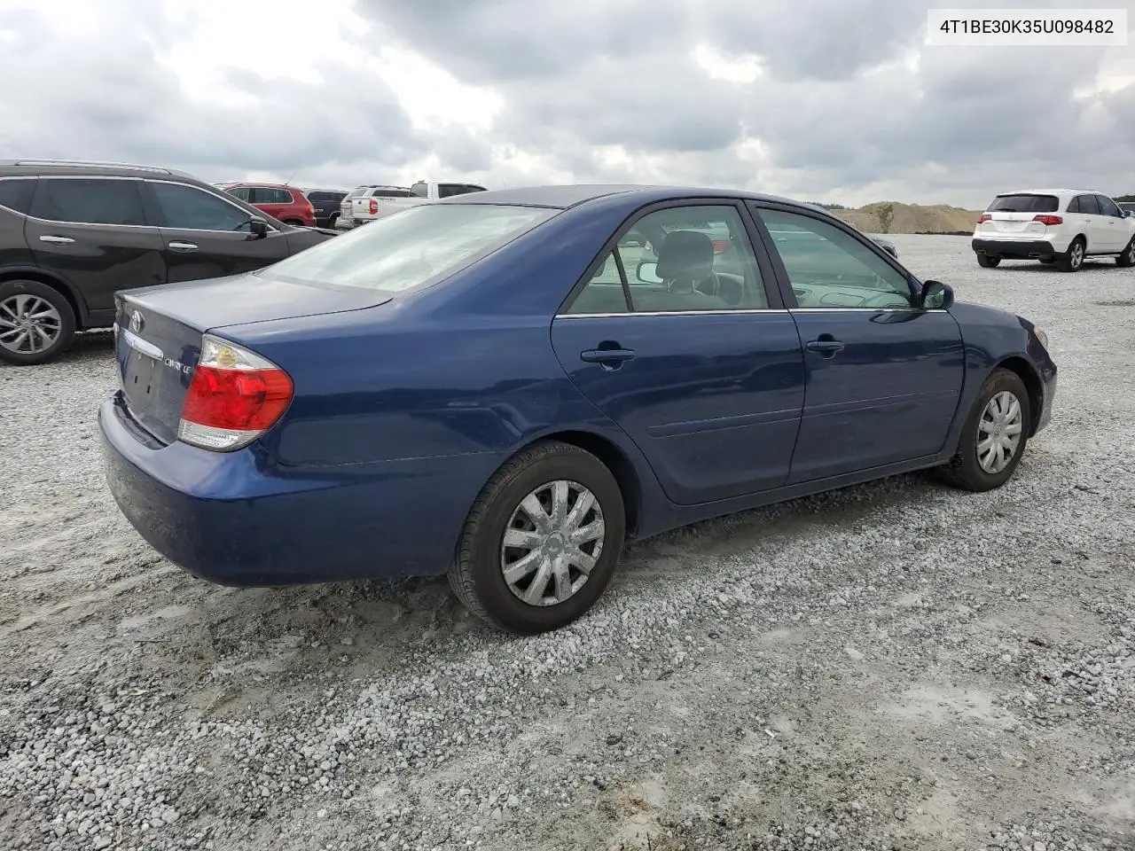 2005 Toyota Camry Le VIN: 4T1BE30K35U098482 Lot: 54817725