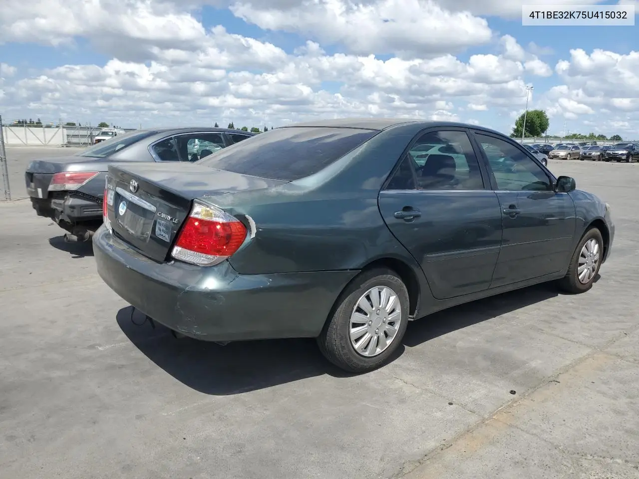 2005 Toyota Camry Le VIN: 4T1BE32K75U415032 Lot: 56669815