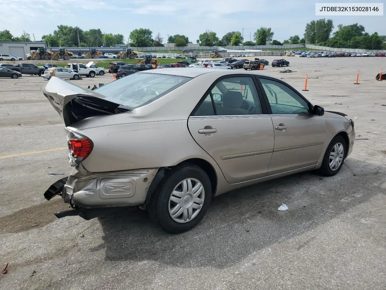 2005 Toyota Camry Le VIN: JTDBE32K153028146 Lot: 58213495