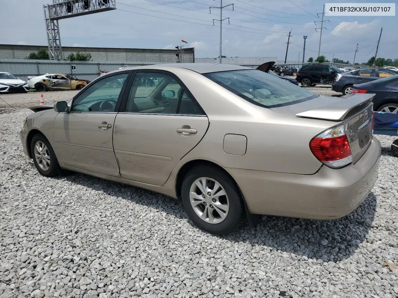 2005 Toyota Camry Le VIN: 4T1BF32KX5U107107 Lot: 62385185