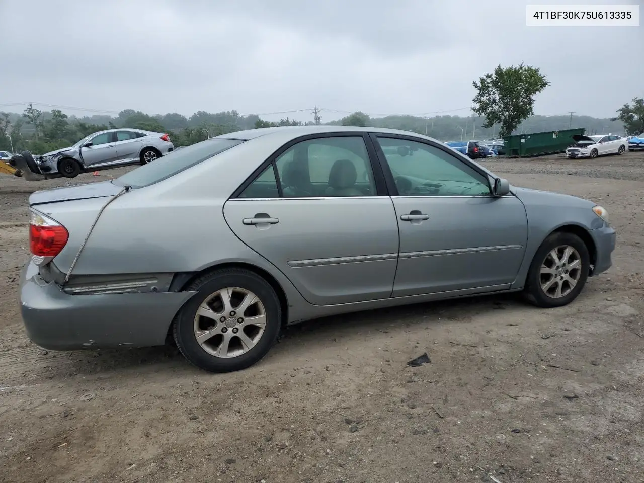 2005 Toyota Camry Le VIN: 4T1BF30K75U613335 Lot: 62474015
