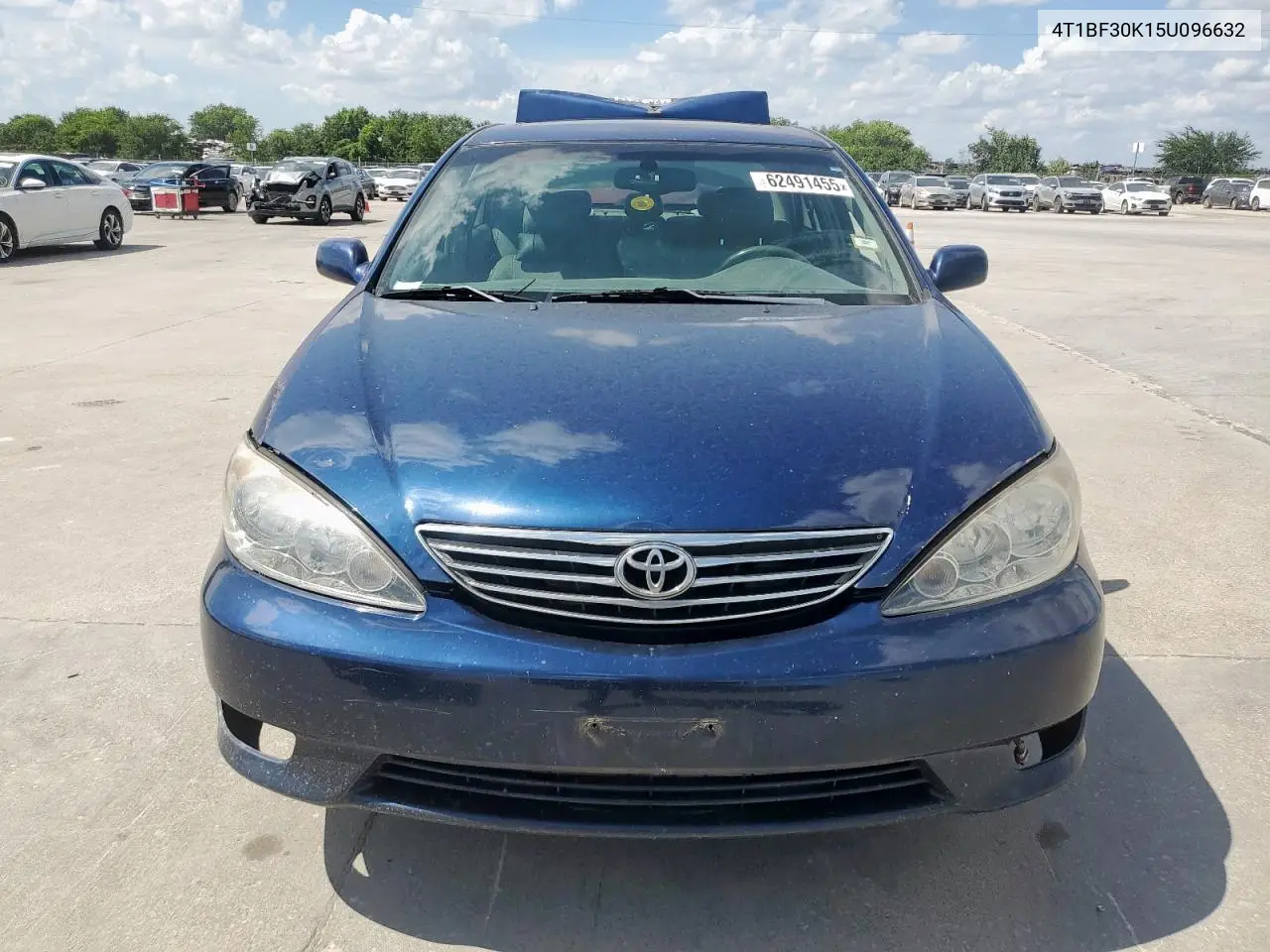 2005 Toyota Camry Le VIN: 4T1BF30K15U096632 Lot: 62491455