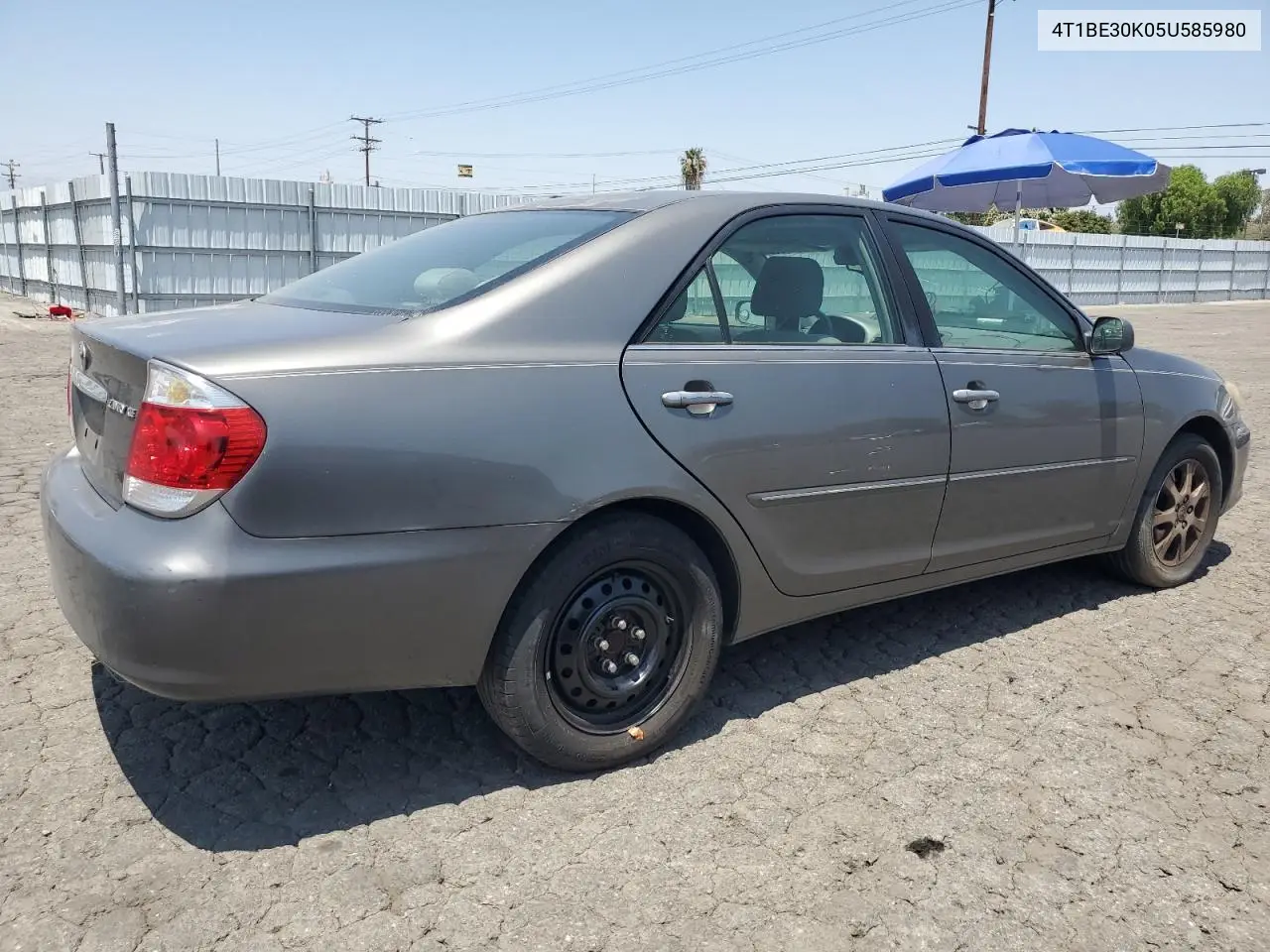 2005 Toyota Camry Le VIN: 4T1BE30K05U585980 Lot: 62596365