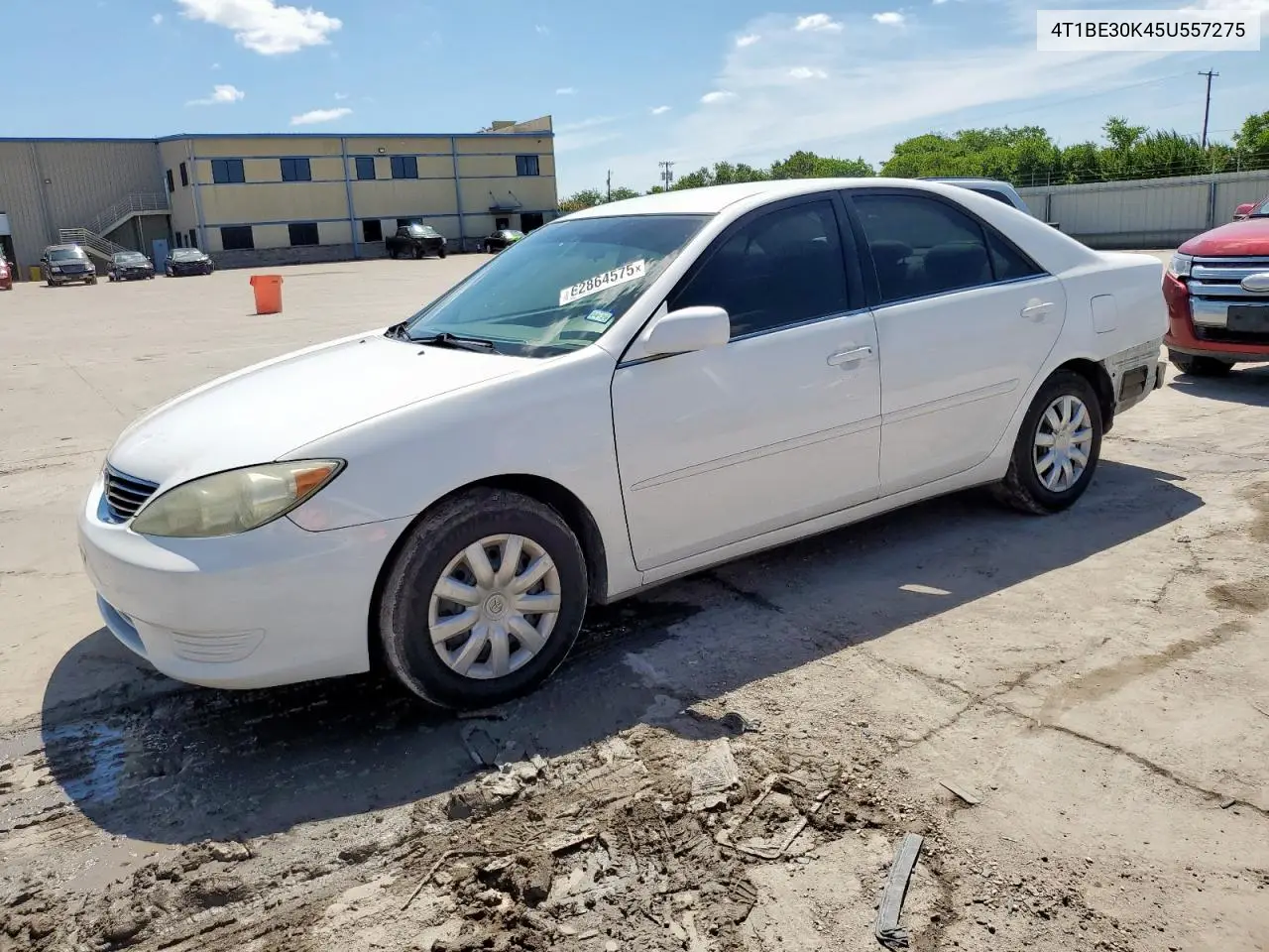 2005 Toyota Camry Le VIN: 4T1BE30K45U557275 Lot: 62864575