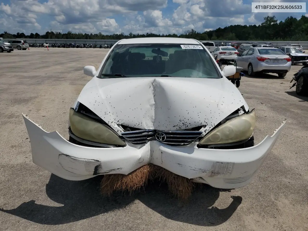 2005 Toyota Camry Le VIN: 4T1BF32K25U606533 Lot: 62873675